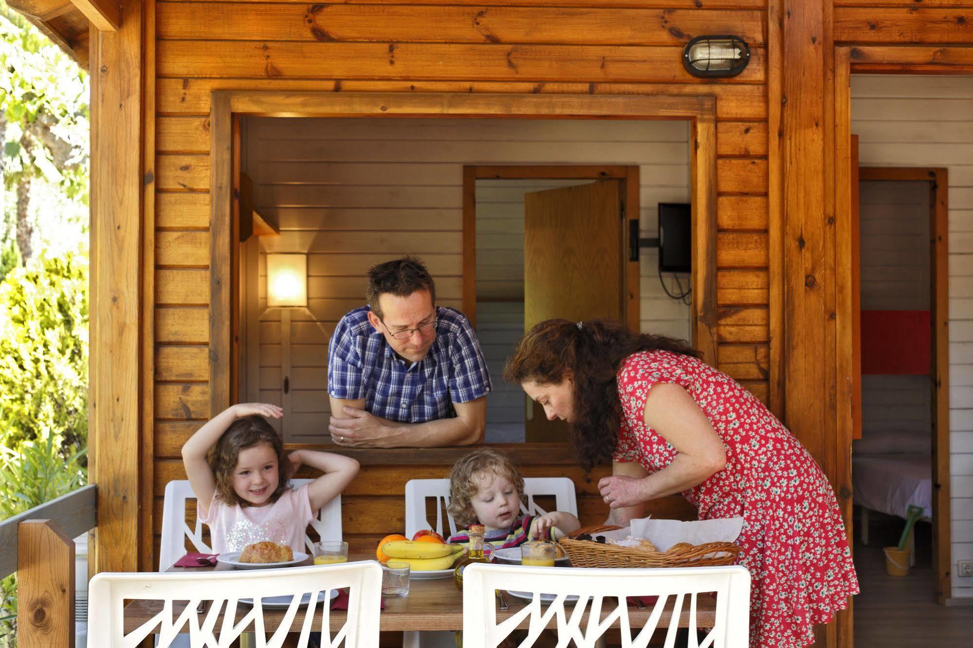 Camping Tamarit Park Resort Екстериор снимка